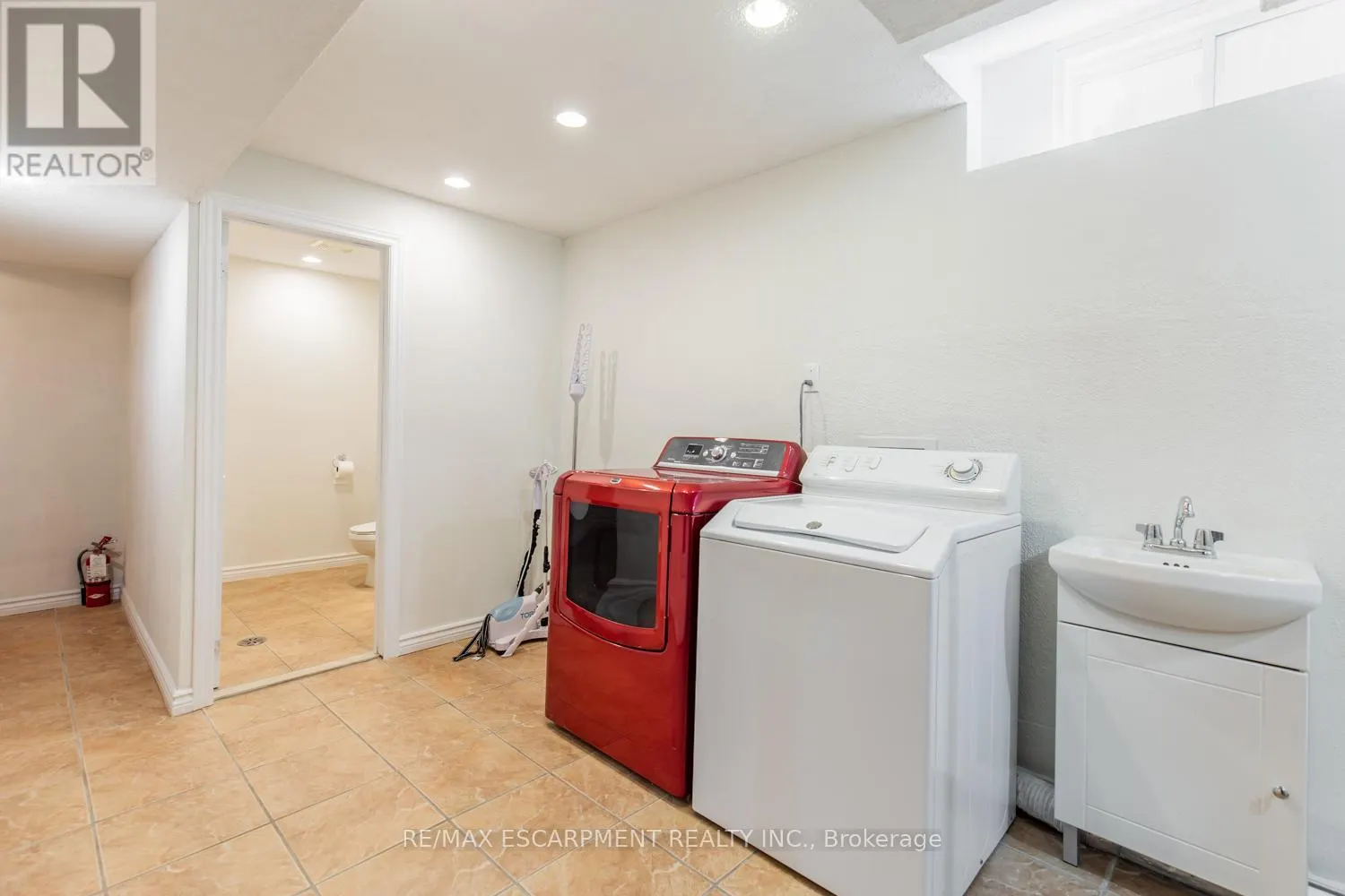 109 PEACHWOOD CRESCENT