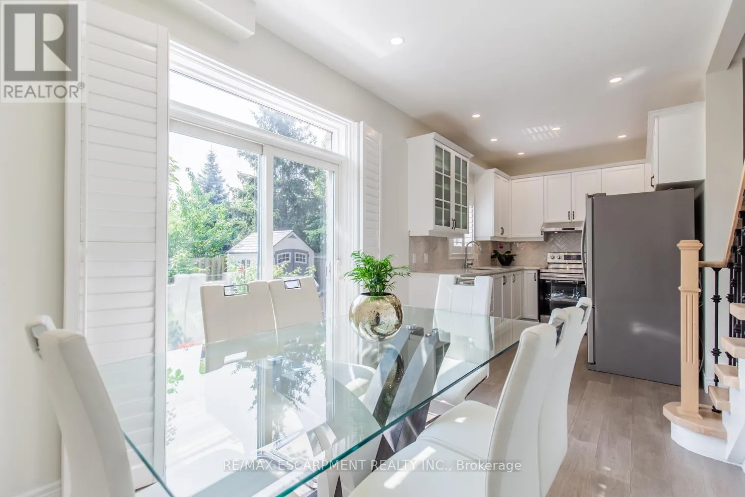 109 PEACHWOOD CRESCENT
