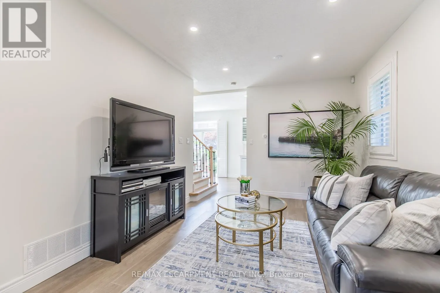109 PEACHWOOD CRESCENT
