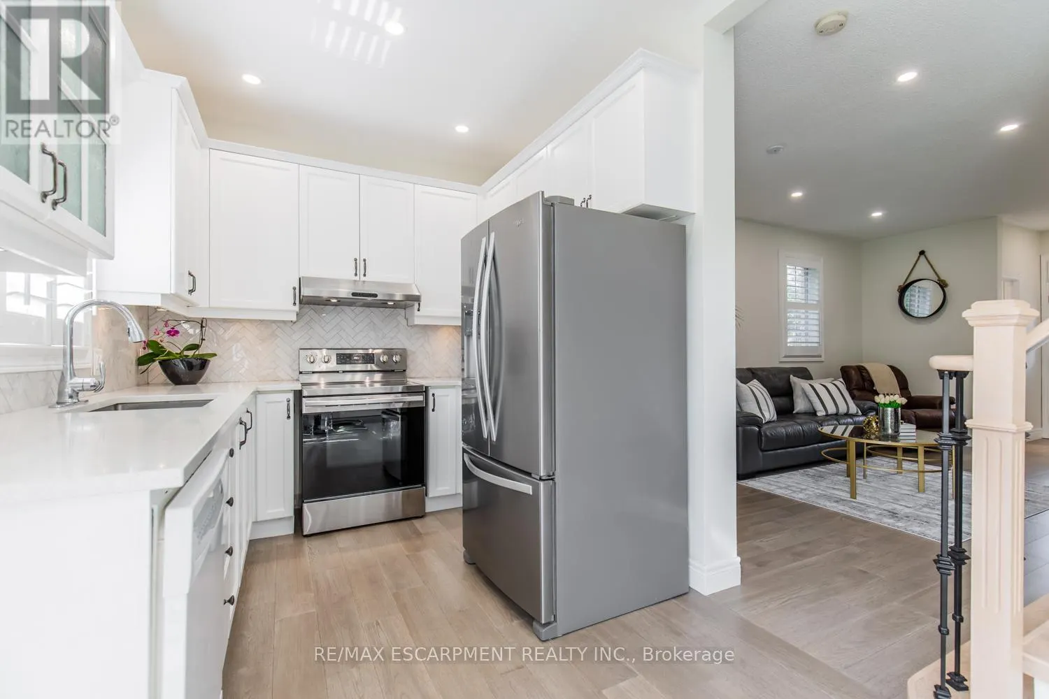 109 PEACHWOOD CRESCENT
