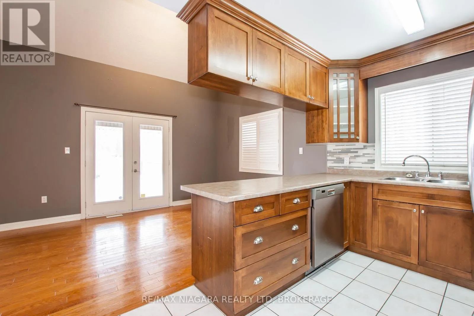 3417 MICHELLE COURT