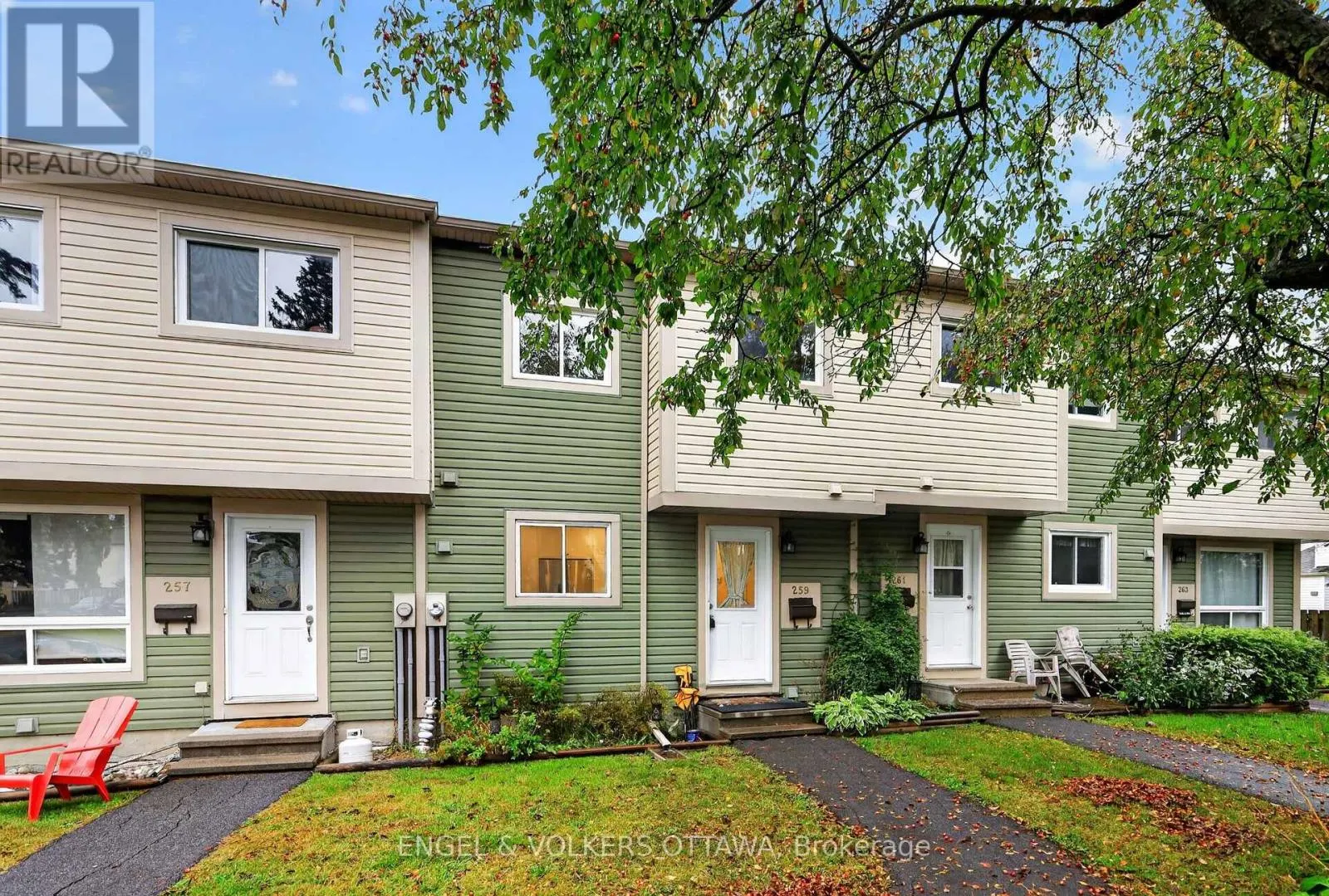 259 TEAL CRESCENT