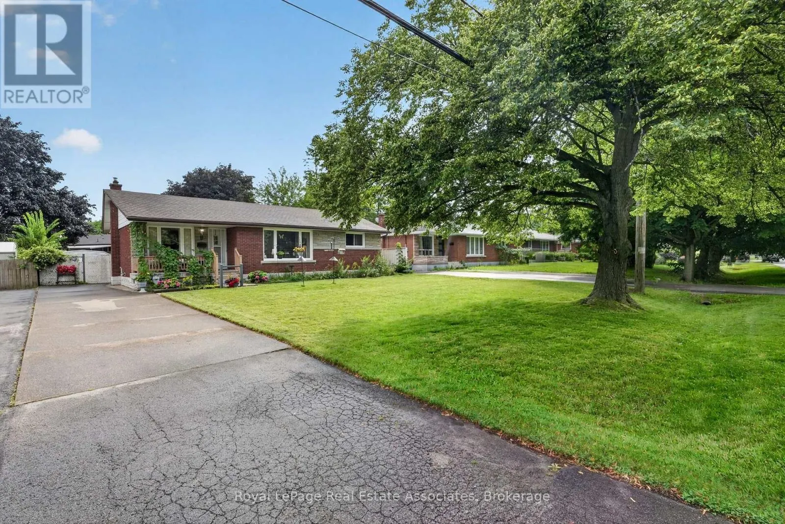 3 NORTHWOOD DRIVE
