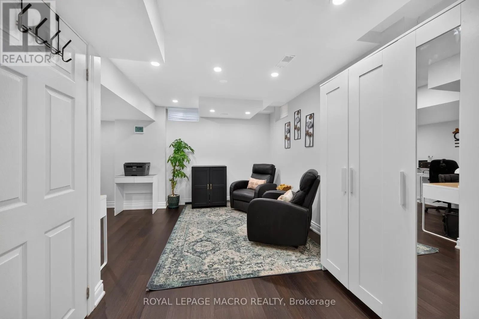 119 GOWLAND DRIVE