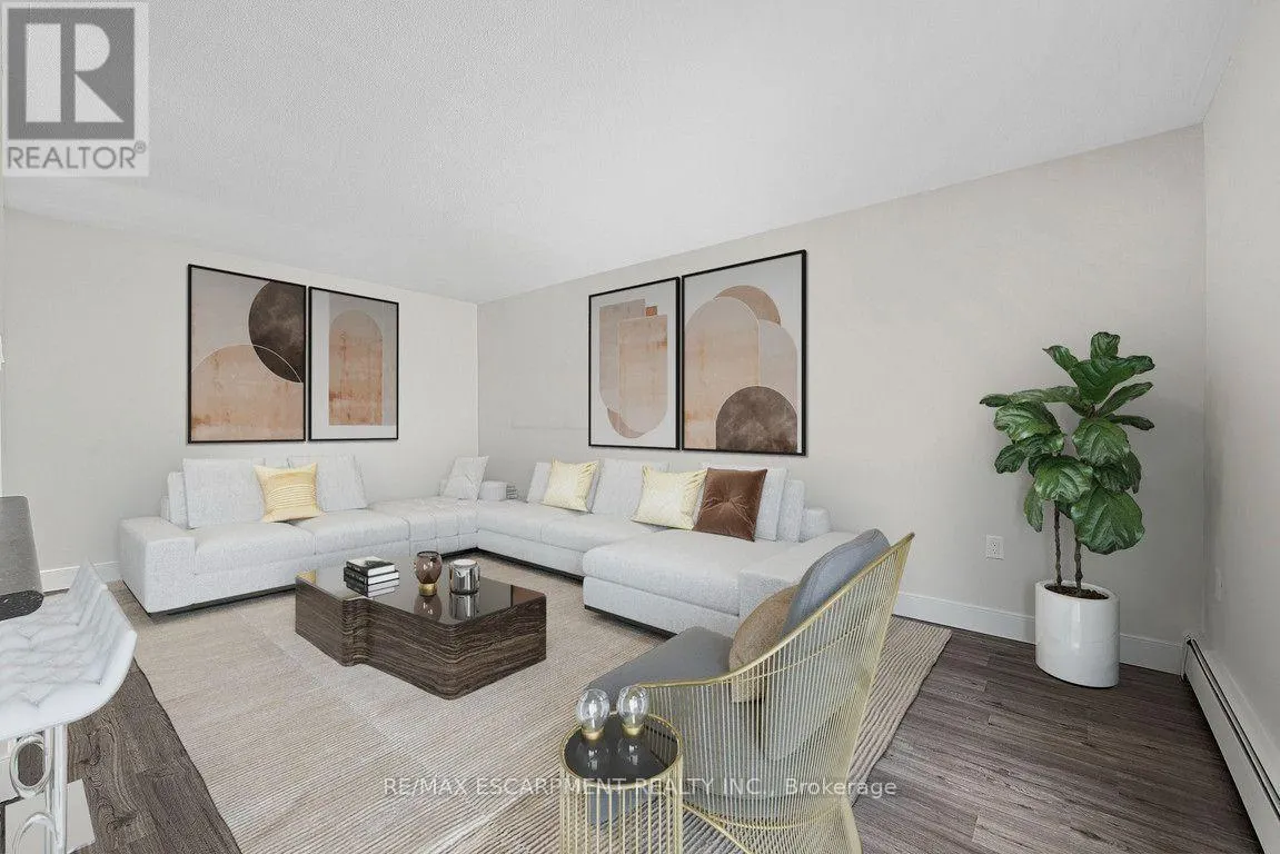 401 - 607 HERITAGE DRIVE