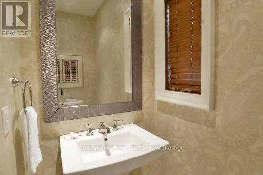 C3 7D - 1003 MATTHEWS DRIVE #C3 7D