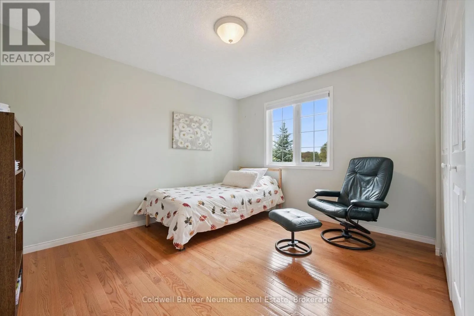 20 - 941 GORDON STREET #20