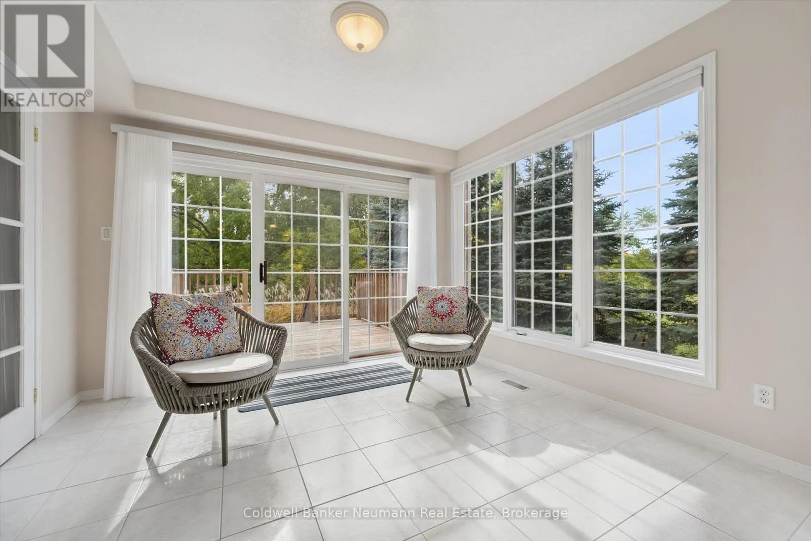 20 - 941 GORDON STREET #20