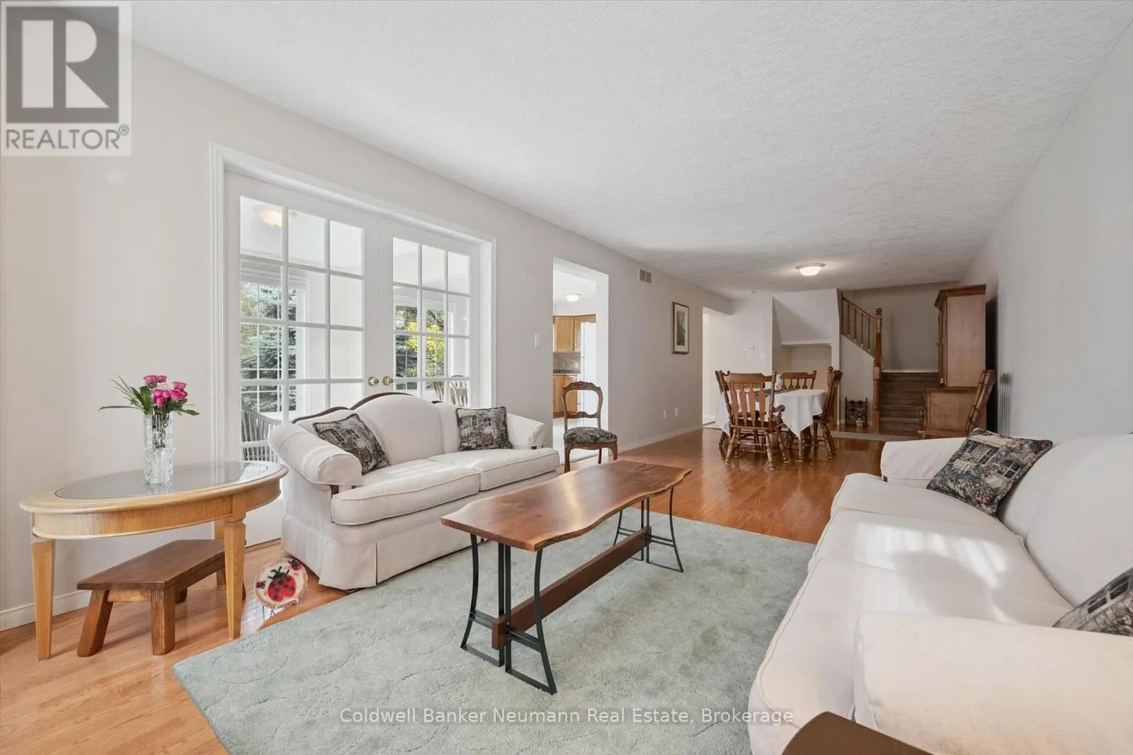 20 - 941 GORDON STREET #20
