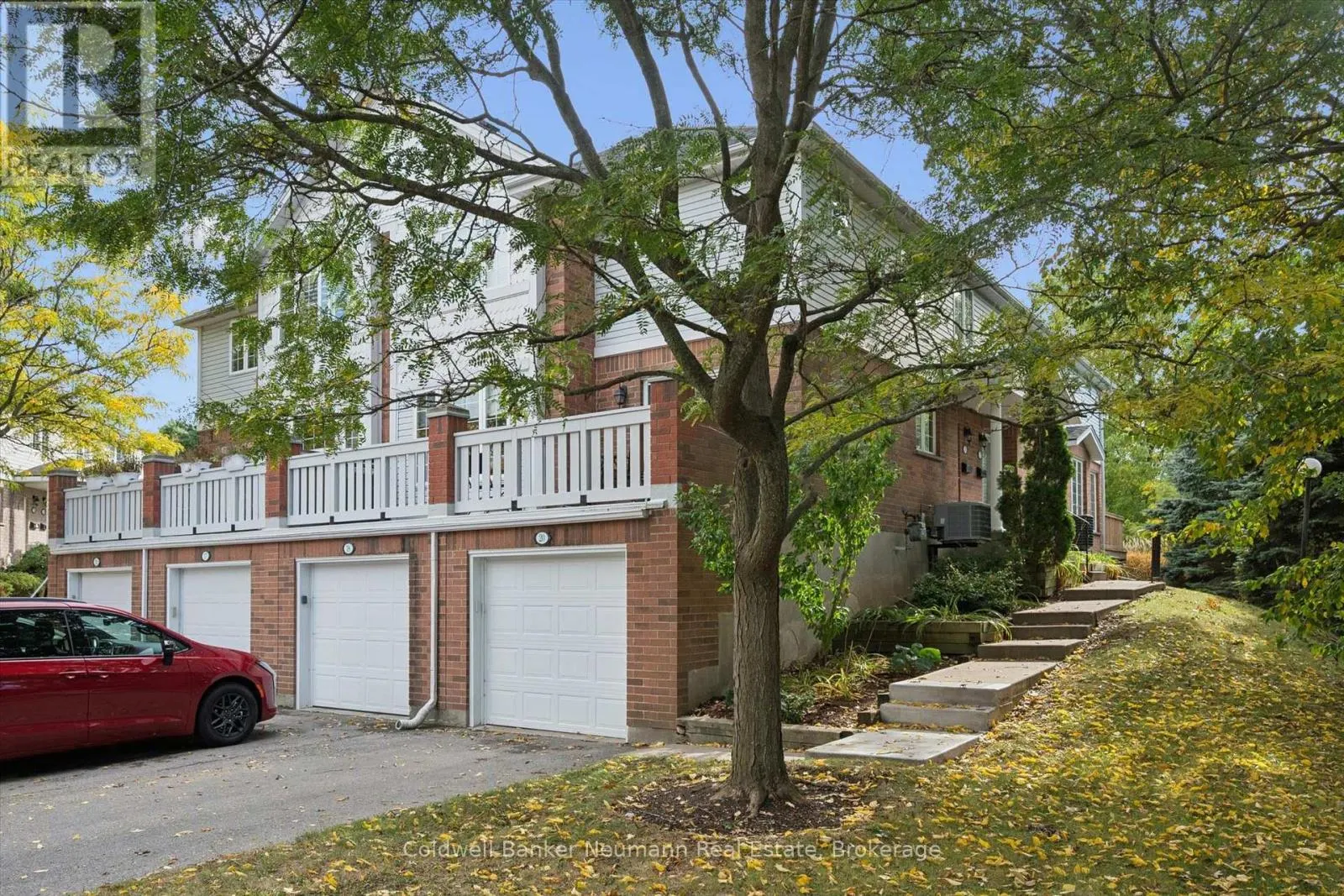 20 - 941 GORDON STREET #20
