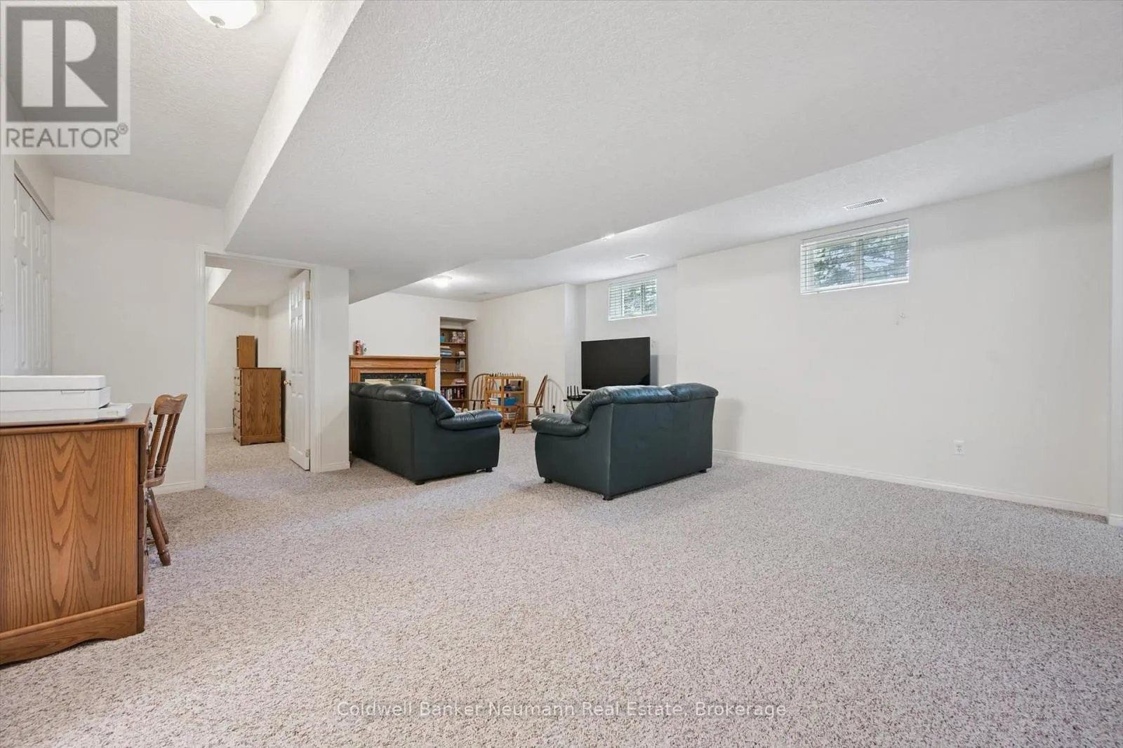 20 - 941 GORDON STREET #20