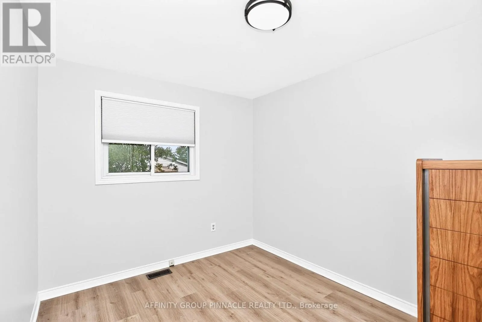 24 ANDREW DRIVE
