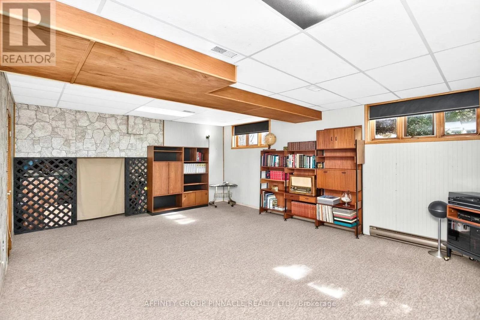 24 ANDREW DRIVE