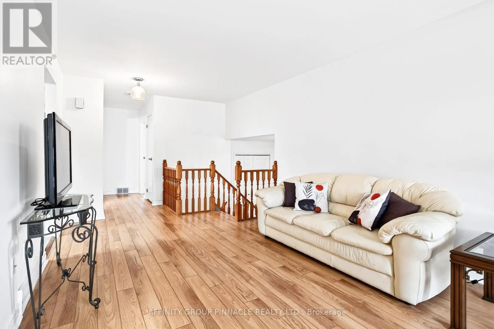 24 ANDREW DRIVE