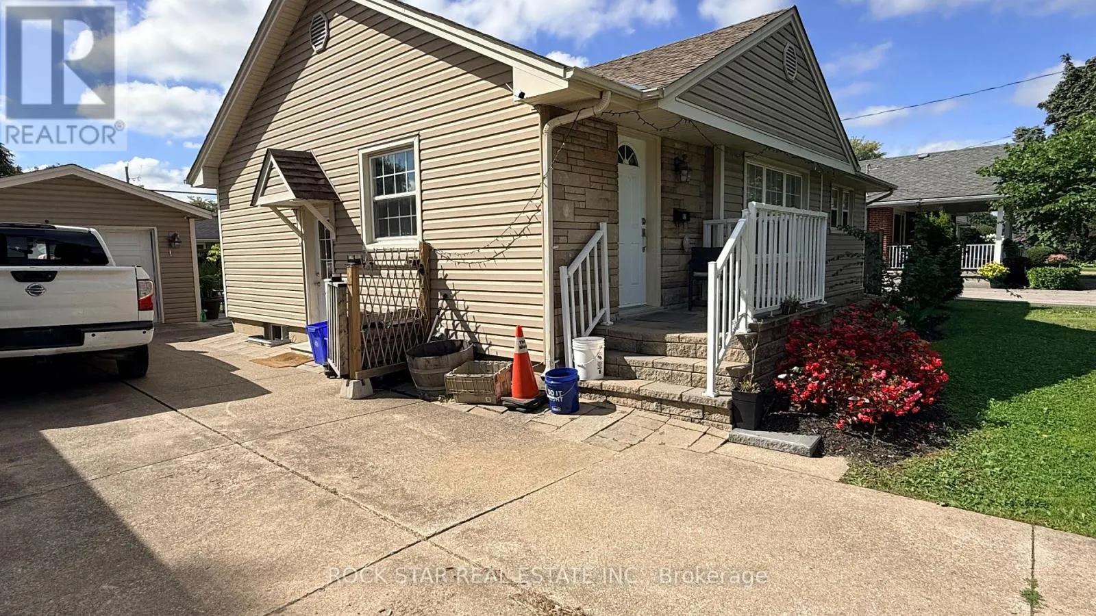 12 ROSELAND AVENUE