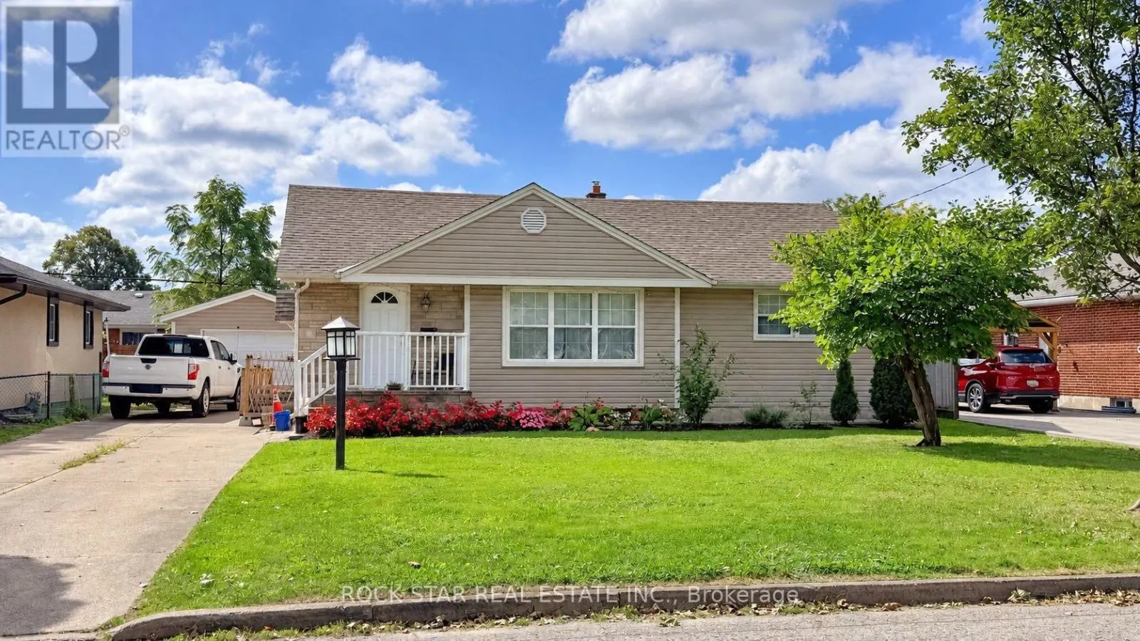 12 ROSELAND AVENUE