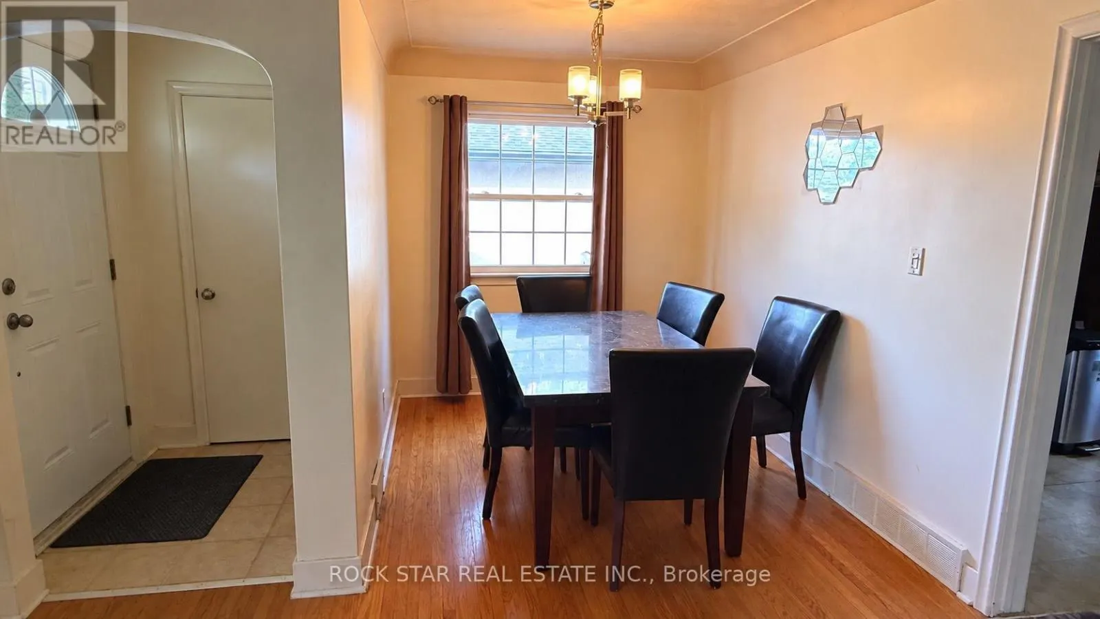 12 ROSELAND AVENUE