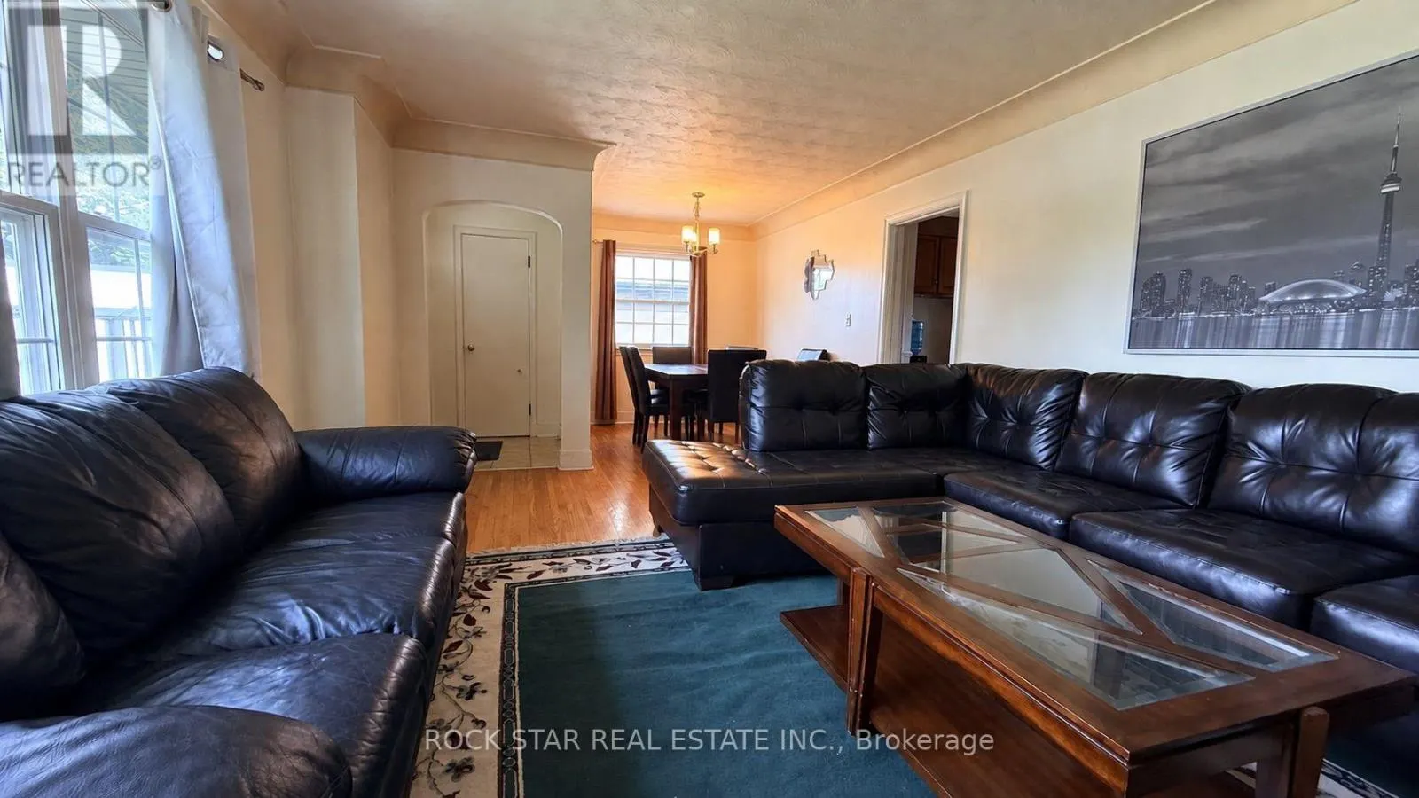 12 ROSELAND AVENUE