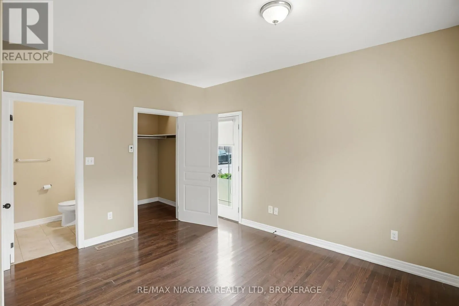 106 - 6045 DUNN STREET #106