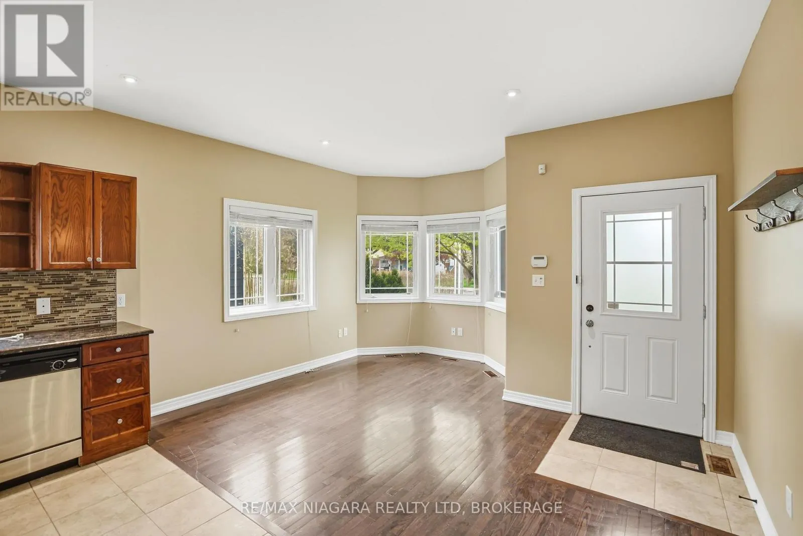 106 - 6045 DUNN STREET #106