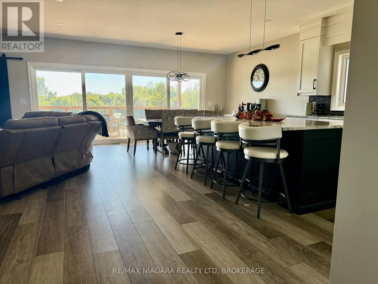 250 COLBECK DRIVE