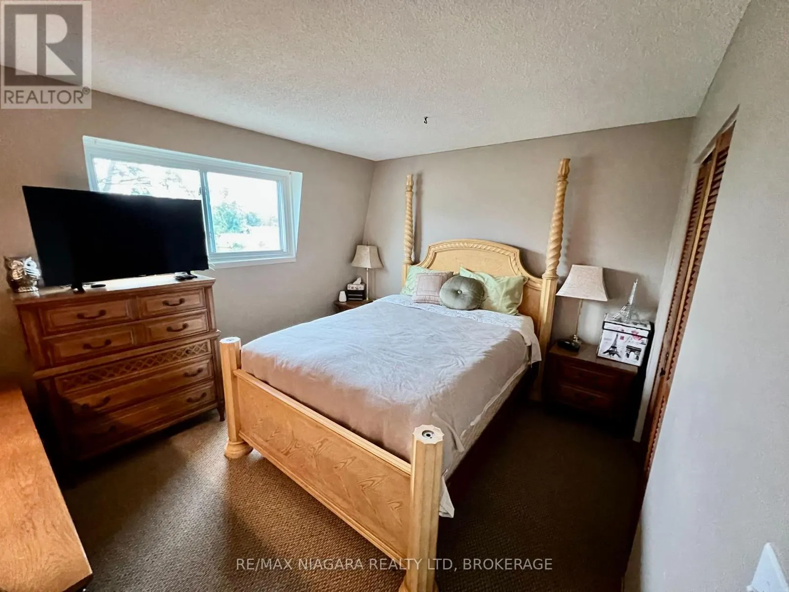 2 - 8646 WILLOUGHBY DRIVE #2