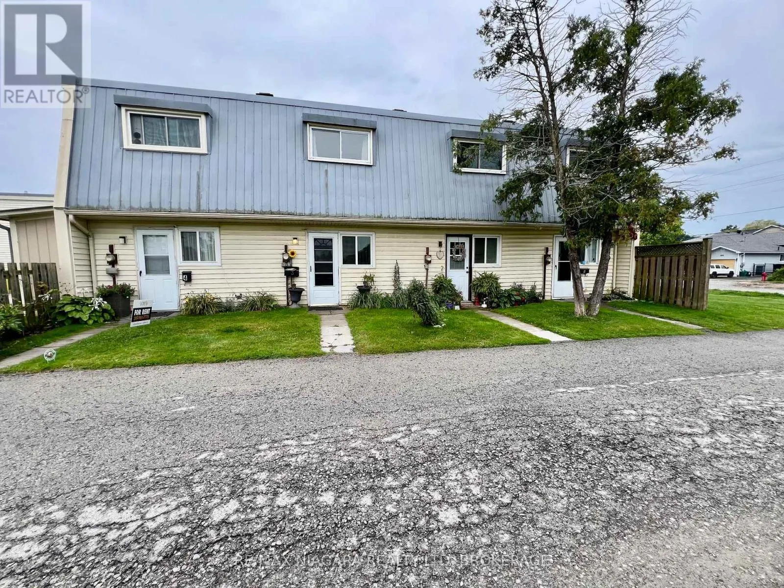 2 - 8646 WILLOUGHBY DRIVE #2