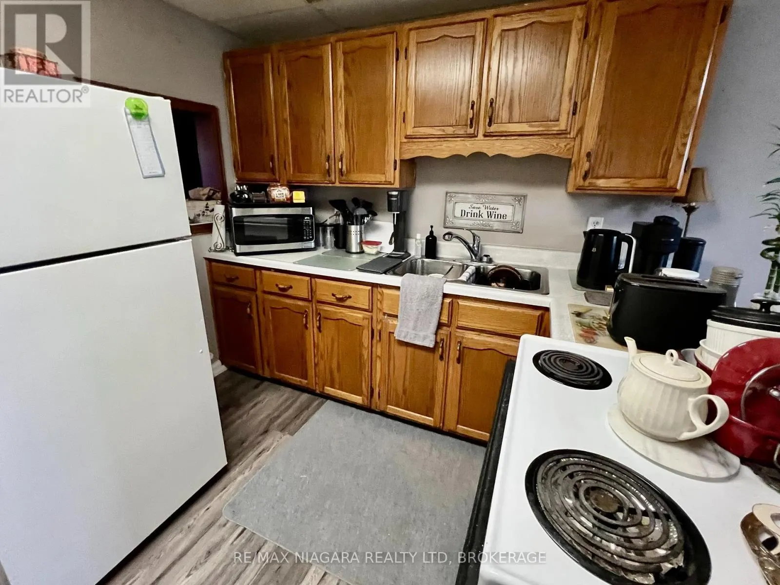 2 - 8646 WILLOUGHBY DRIVE #2