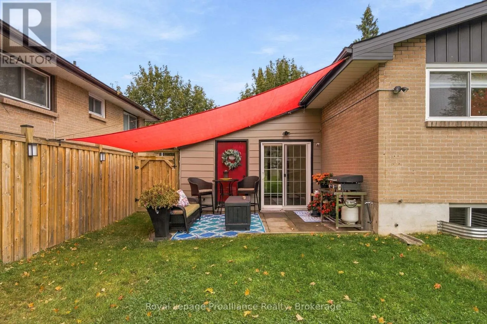 14 MUNRO AVENUE