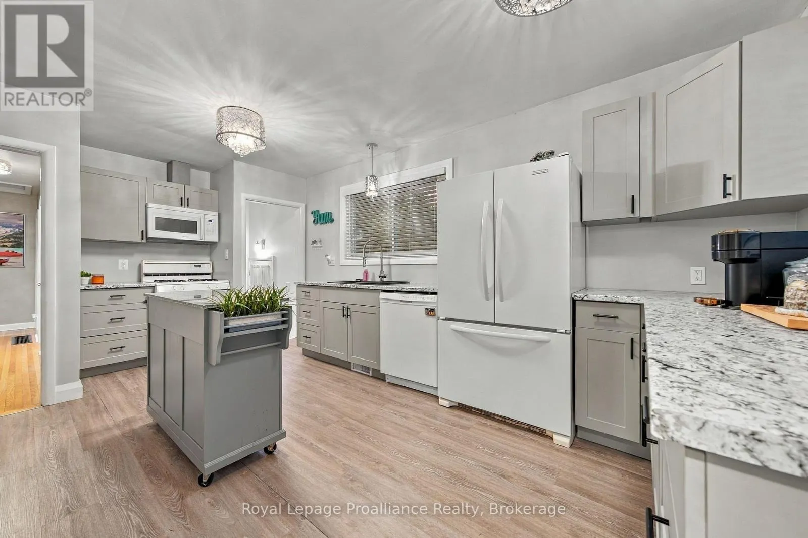 14 MUNRO AVENUE