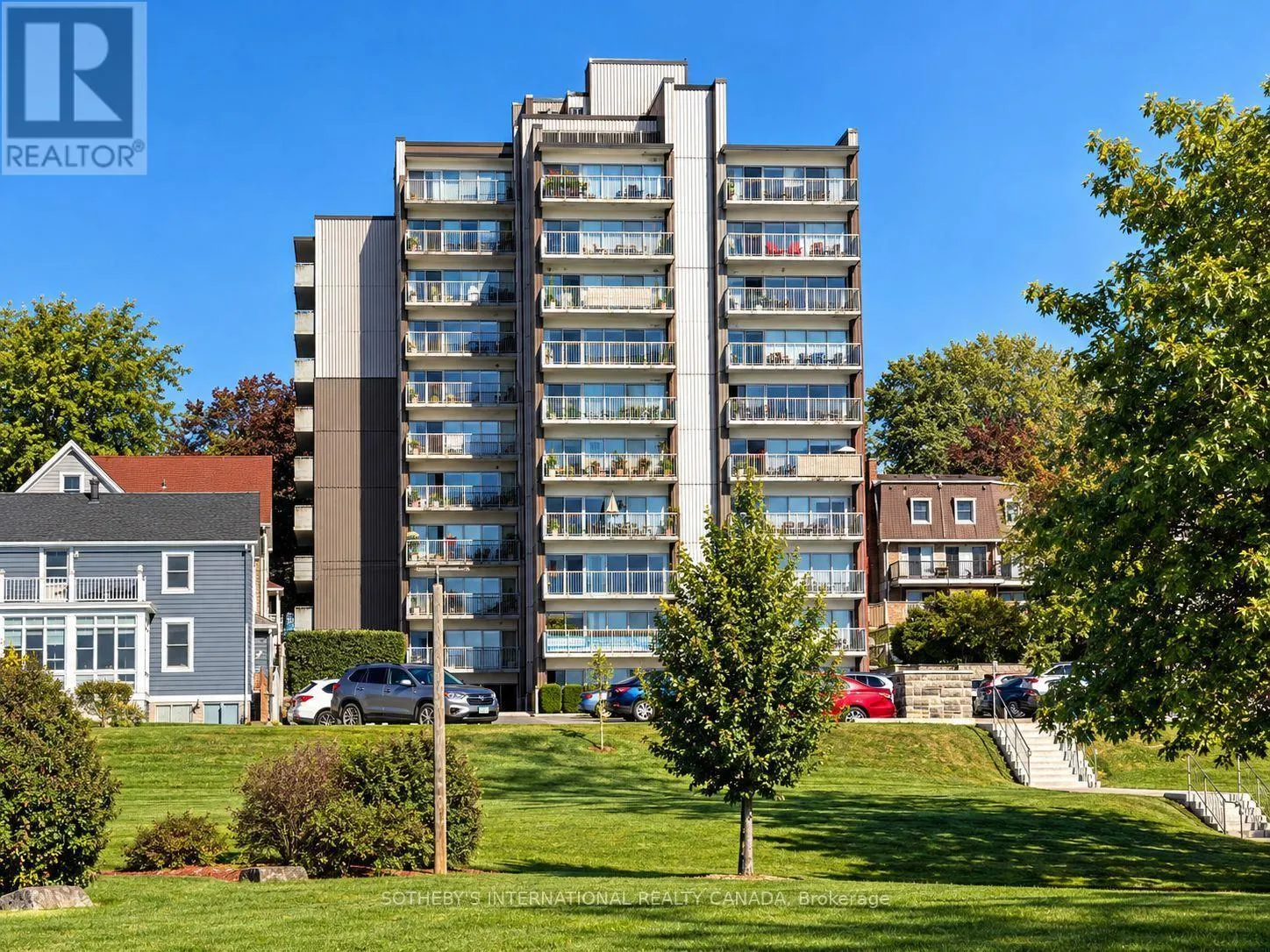 601 - 109 KING STREET E