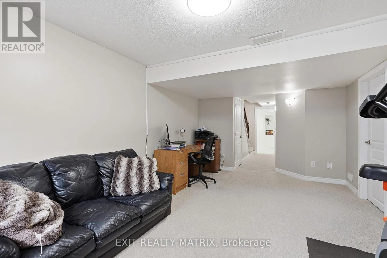 552 VIA MATTINO WAY