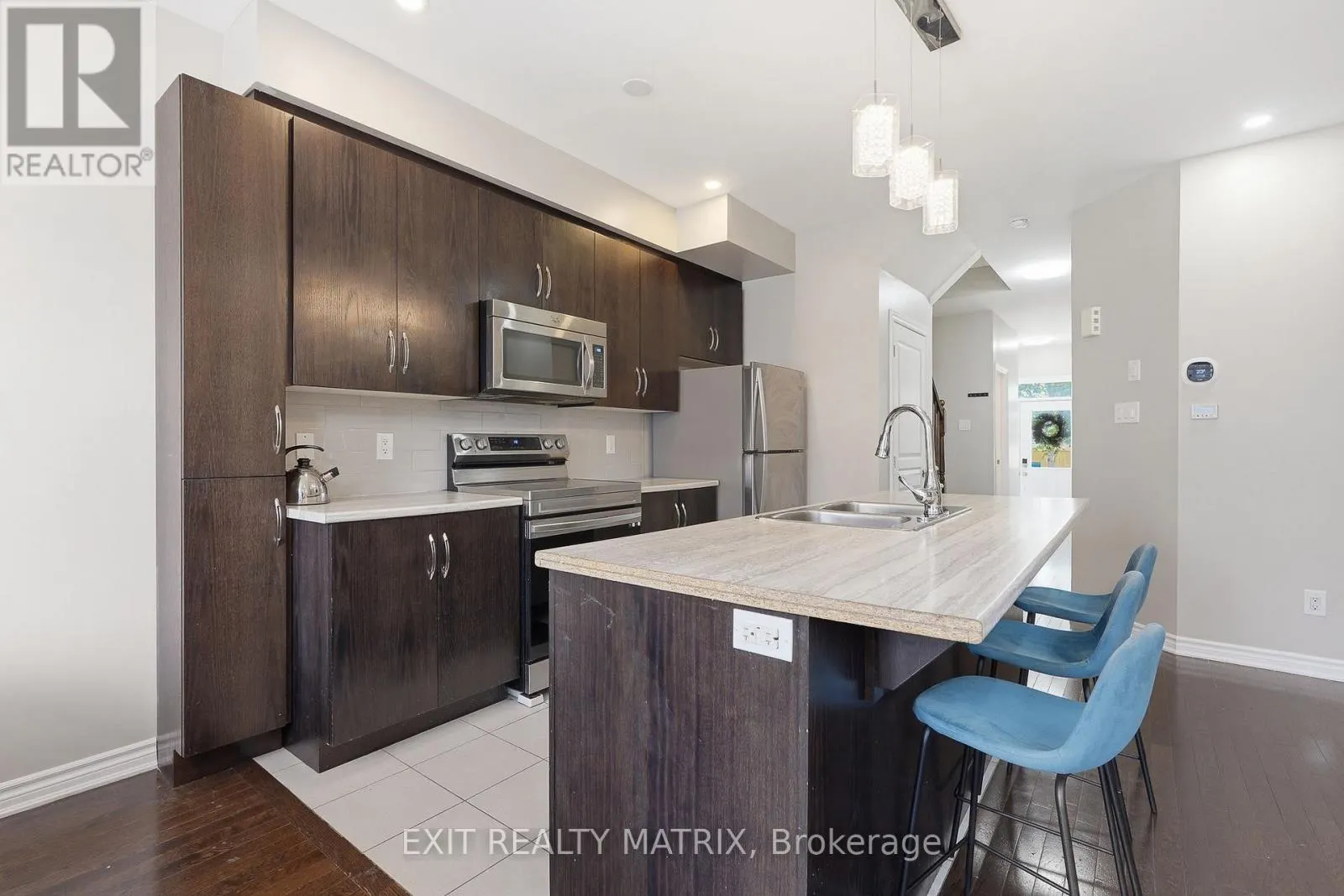 552 VIA MATTINO WAY