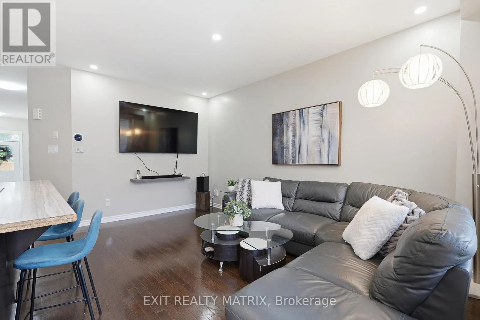 552 VIA MATTINO WAY