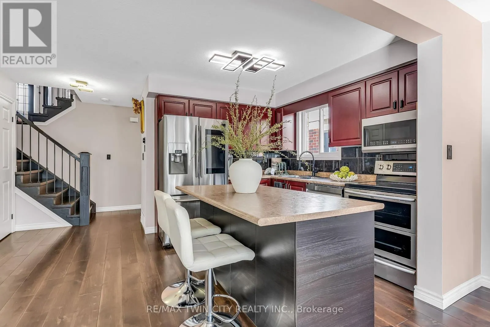 193 MOUNTAIN LAUREL CRESCENT
