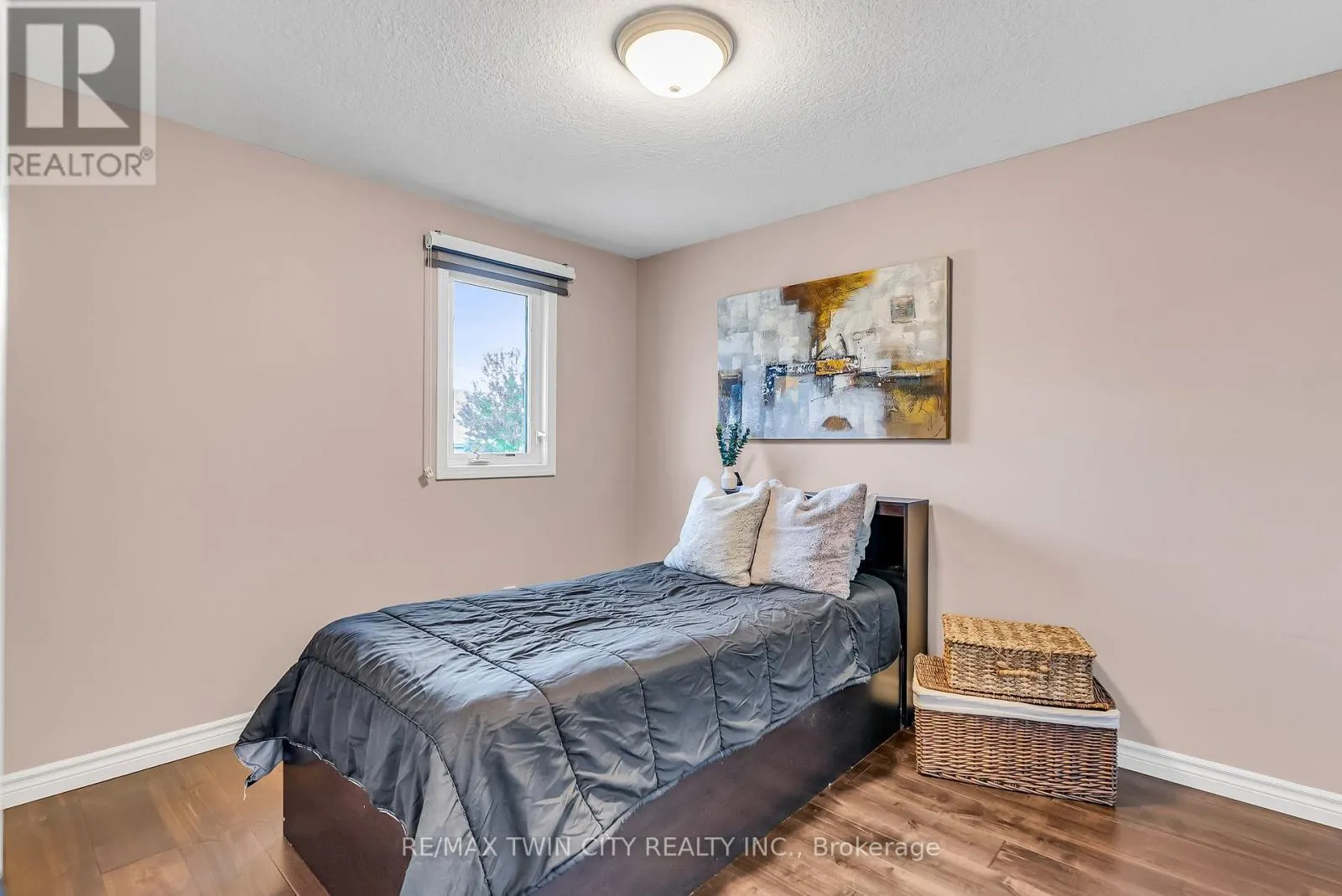 193 MOUNTAIN LAUREL CRESCENT