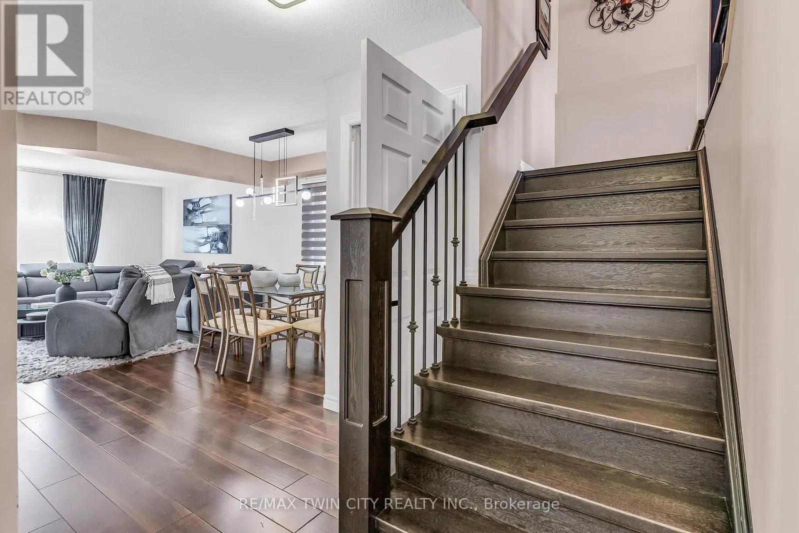193 MOUNTAIN LAUREL CRESCENT