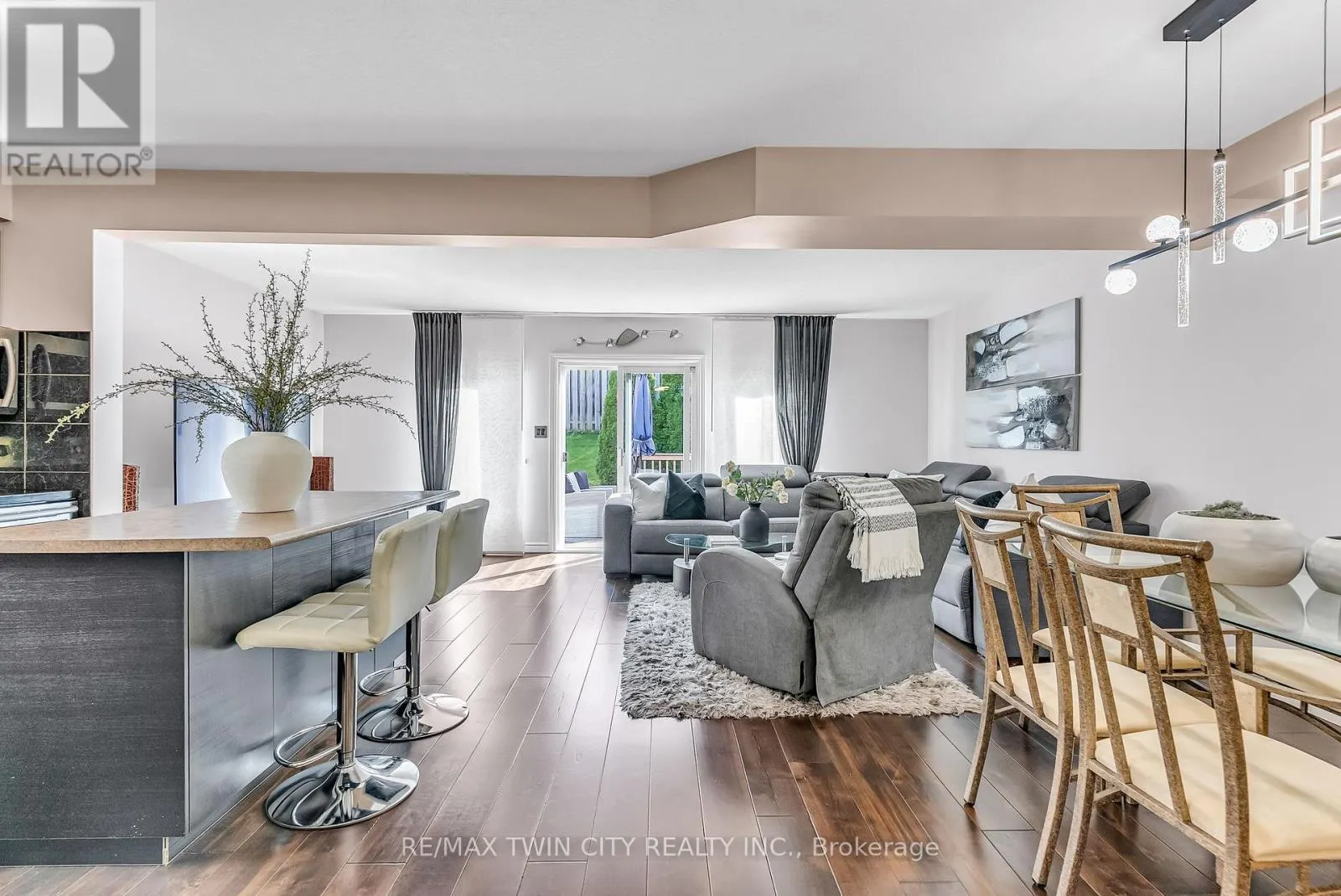 193 MOUNTAIN LAUREL CRESCENT