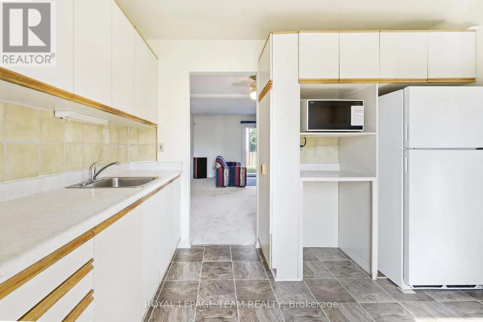 127 - 3116 STOCKTON DRIVE