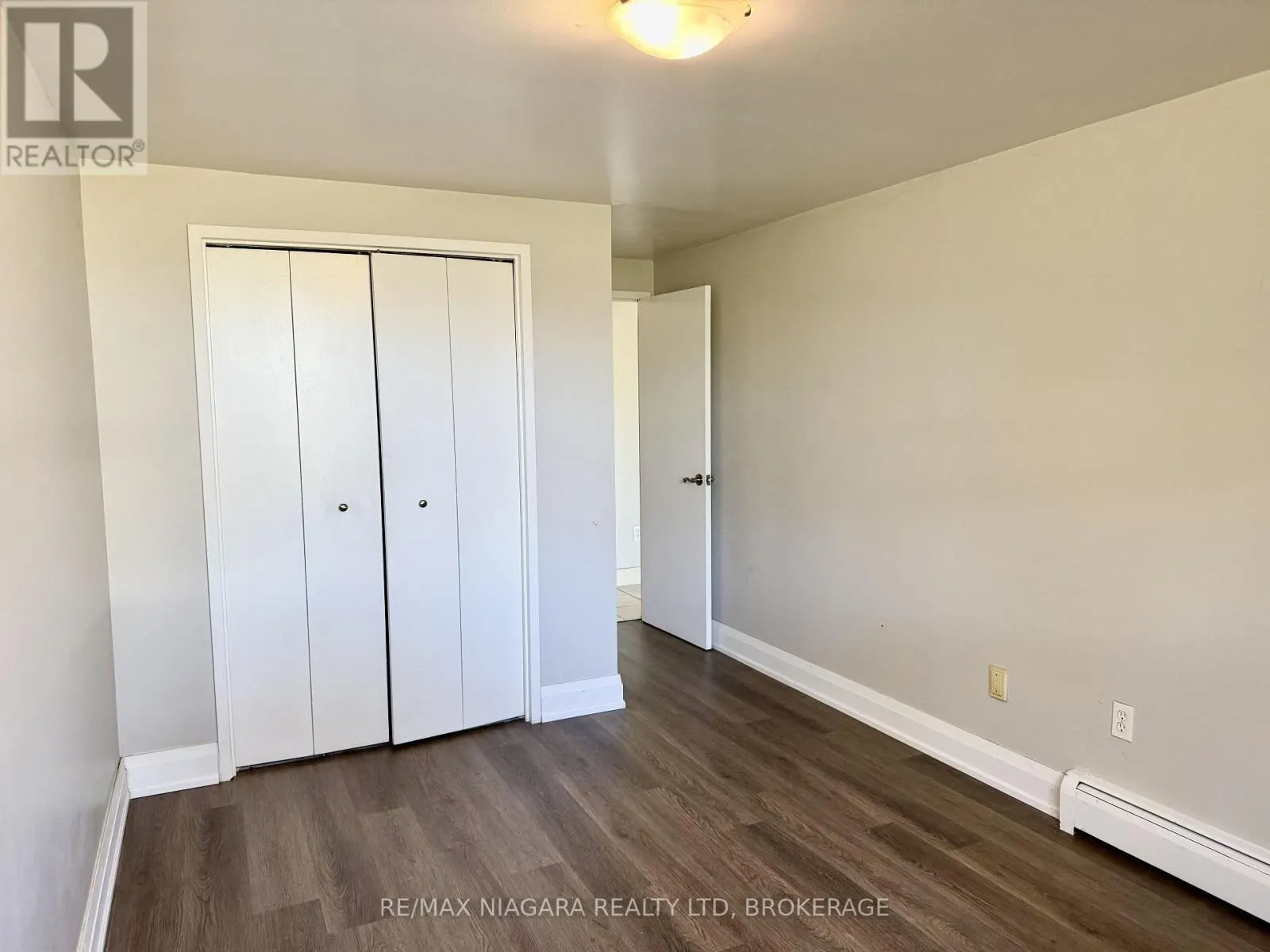 102 - 7 RIVERVIEW BOULEVARD #102