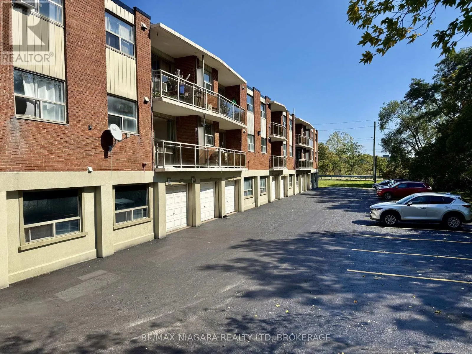 102 - 7 RIVERVIEW BOULEVARD #102