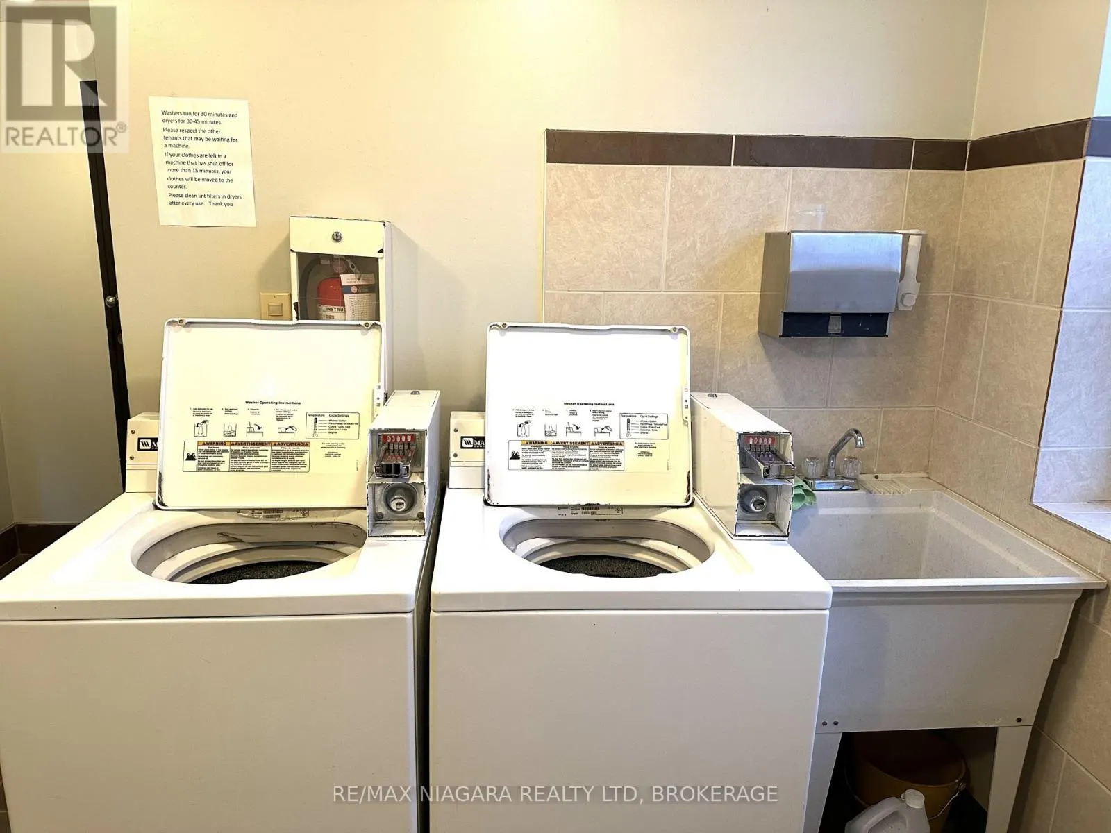 102 - 7 RIVERVIEW BOULEVARD #102