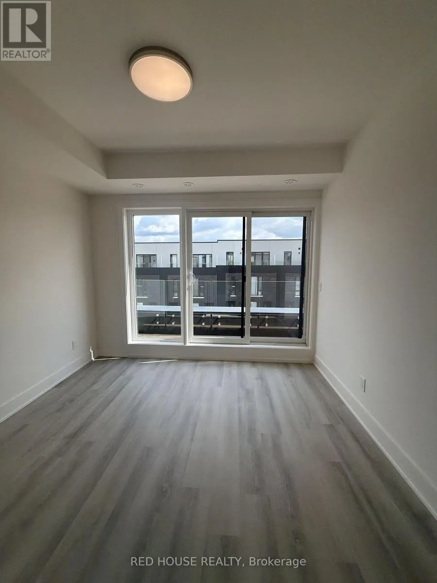 41 EVERETT COMMON