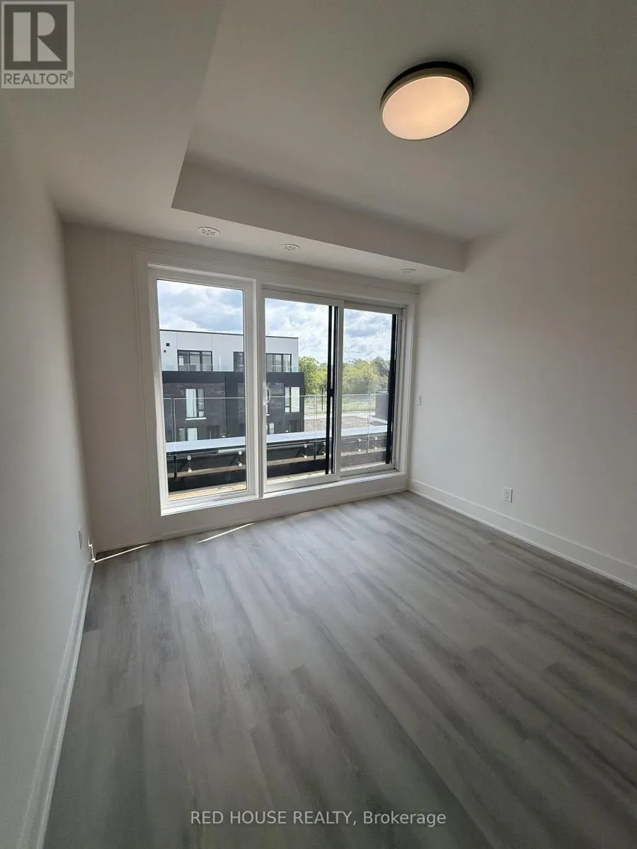 41 EVERETT COMMON