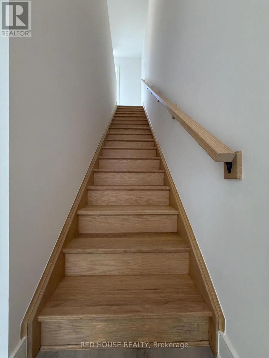 41 EVERETT COMMON