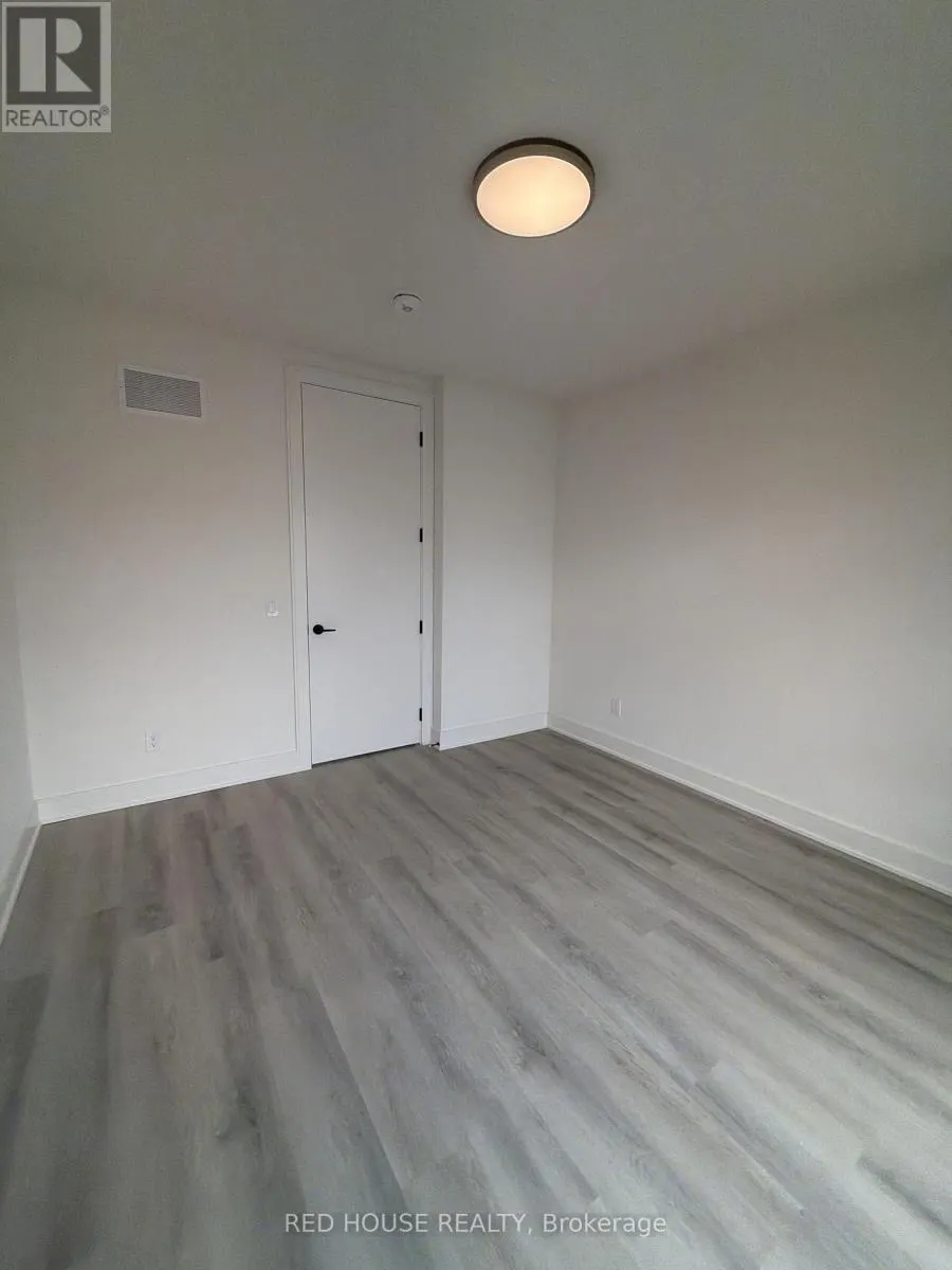 41 EVERETT COMMON