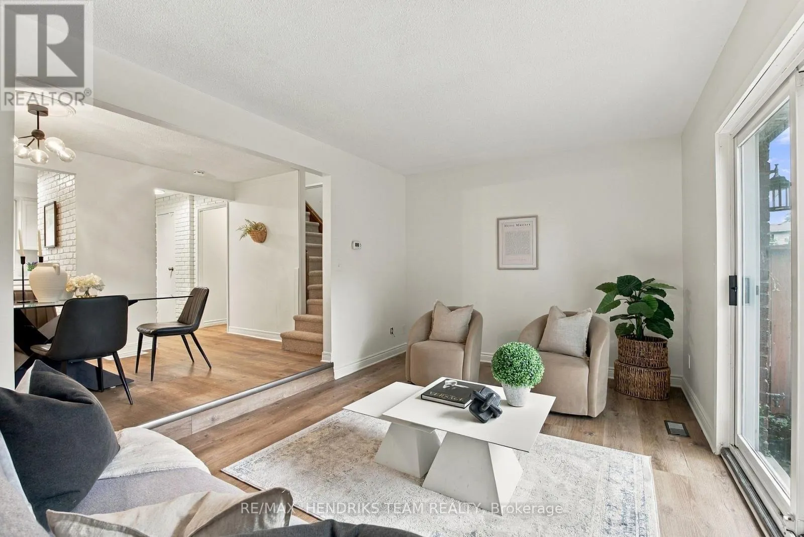 37 - 151 LINWELL ROAD #37