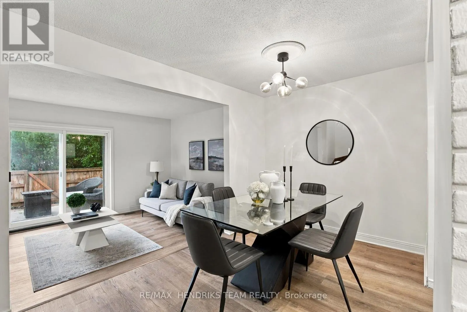 37 - 151 LINWELL ROAD #37