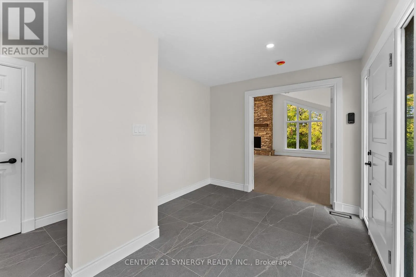 1580 GROVES ROAD