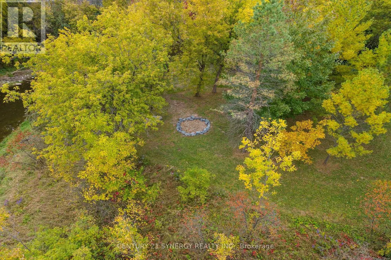 1580 GROVES ROAD